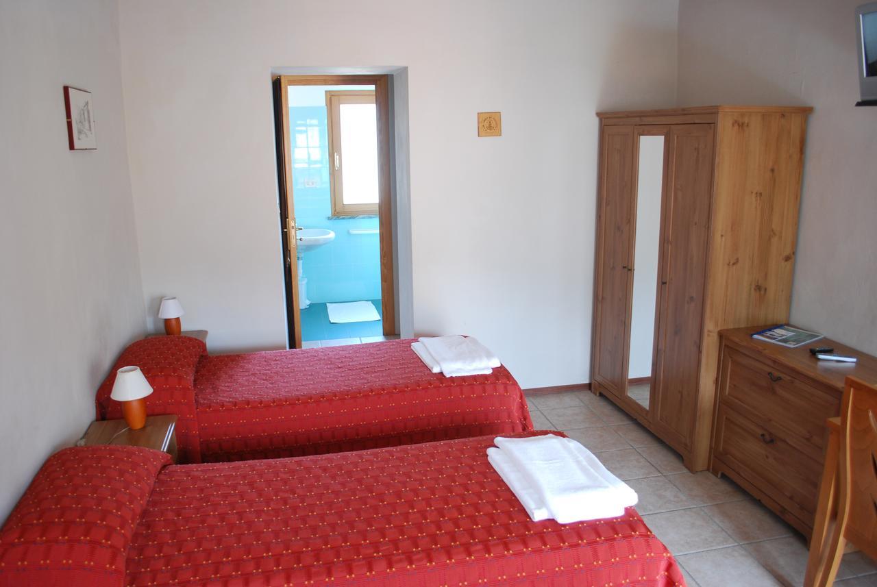 Foresteria Valdese Hotel Torre Pellice Kültér fotó