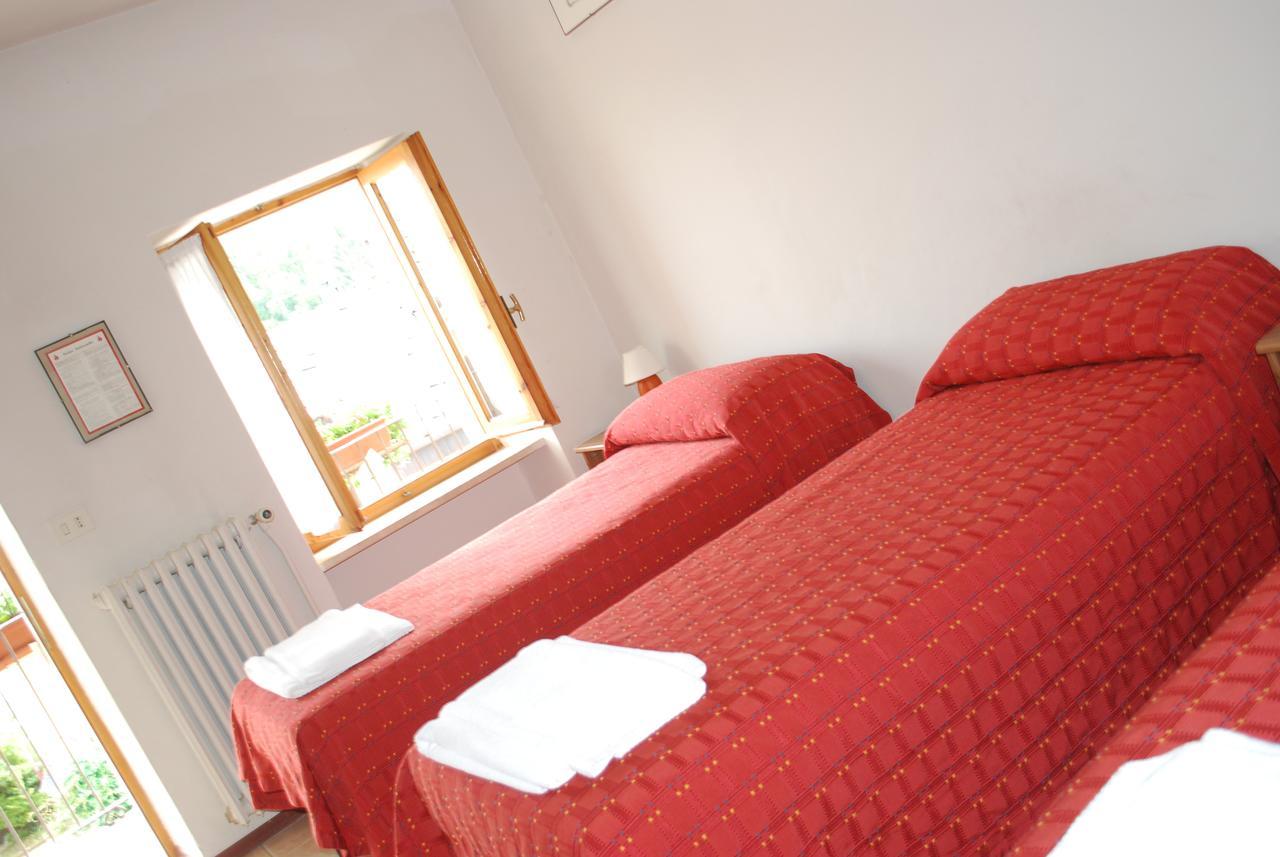 Foresteria Valdese Hotel Torre Pellice Kültér fotó